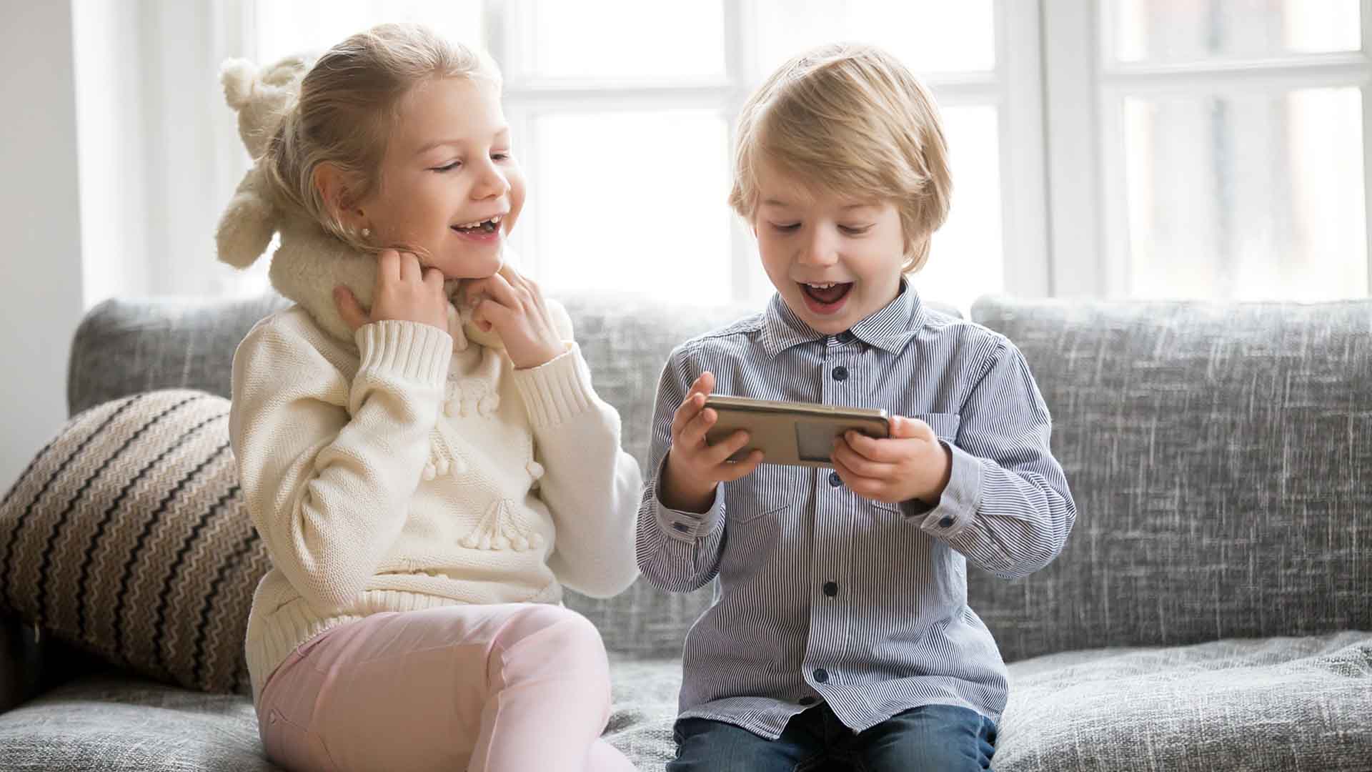 children with mobile phone